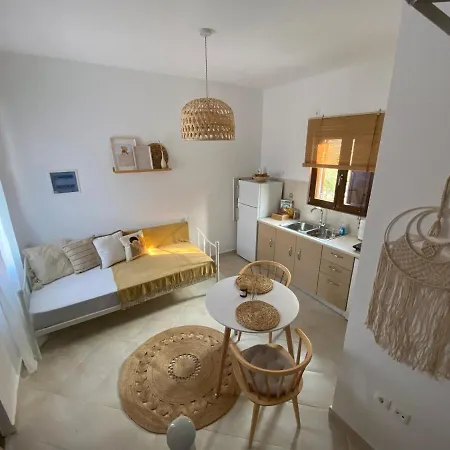 Celestia Apartments Chalki Town Exterior photo